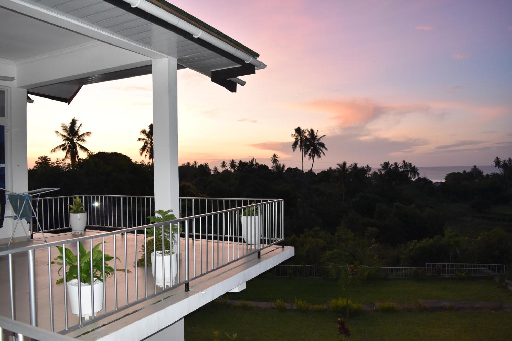 Apartamento Maneri And Zanzibar